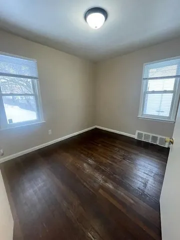 $1,100 | 9255 Heyden, Detroit, MI 48228