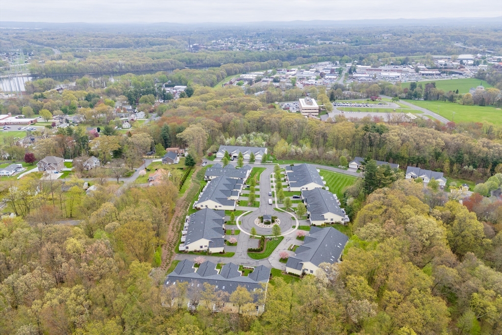 18 Ivy Hollow Road, Unit 18 West Springfield, MA 01089 - Photo 42 of 42 Gallery Image 42