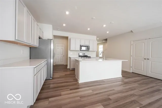 $2,400 | 14257 Tenbury Way, Fishers, IN 46037