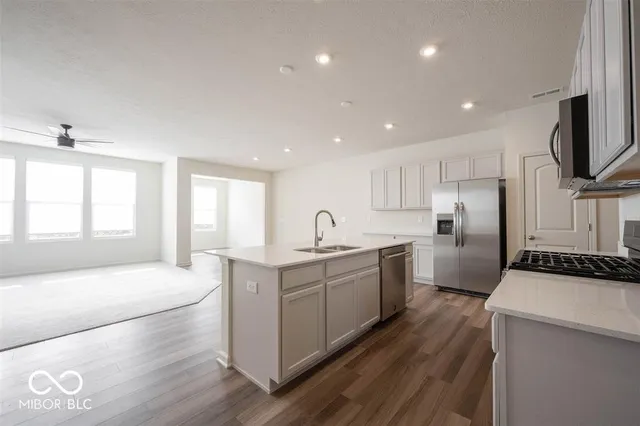 $2,400 | 14257 Tenbury Way, Fishers, IN 46037