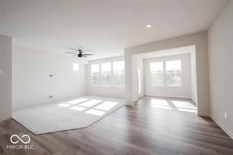 $2,400 | 14257 Tenbury Way, Fishers, IN 46037