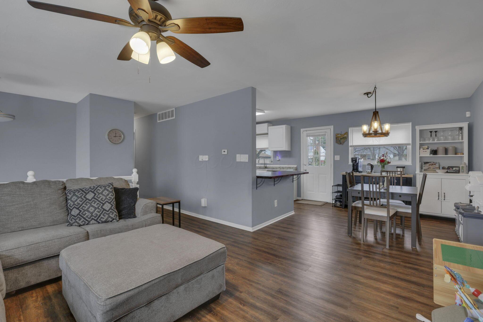 5667 Roche Drive Columbus, OH 43229 - Photo 10 of 36
