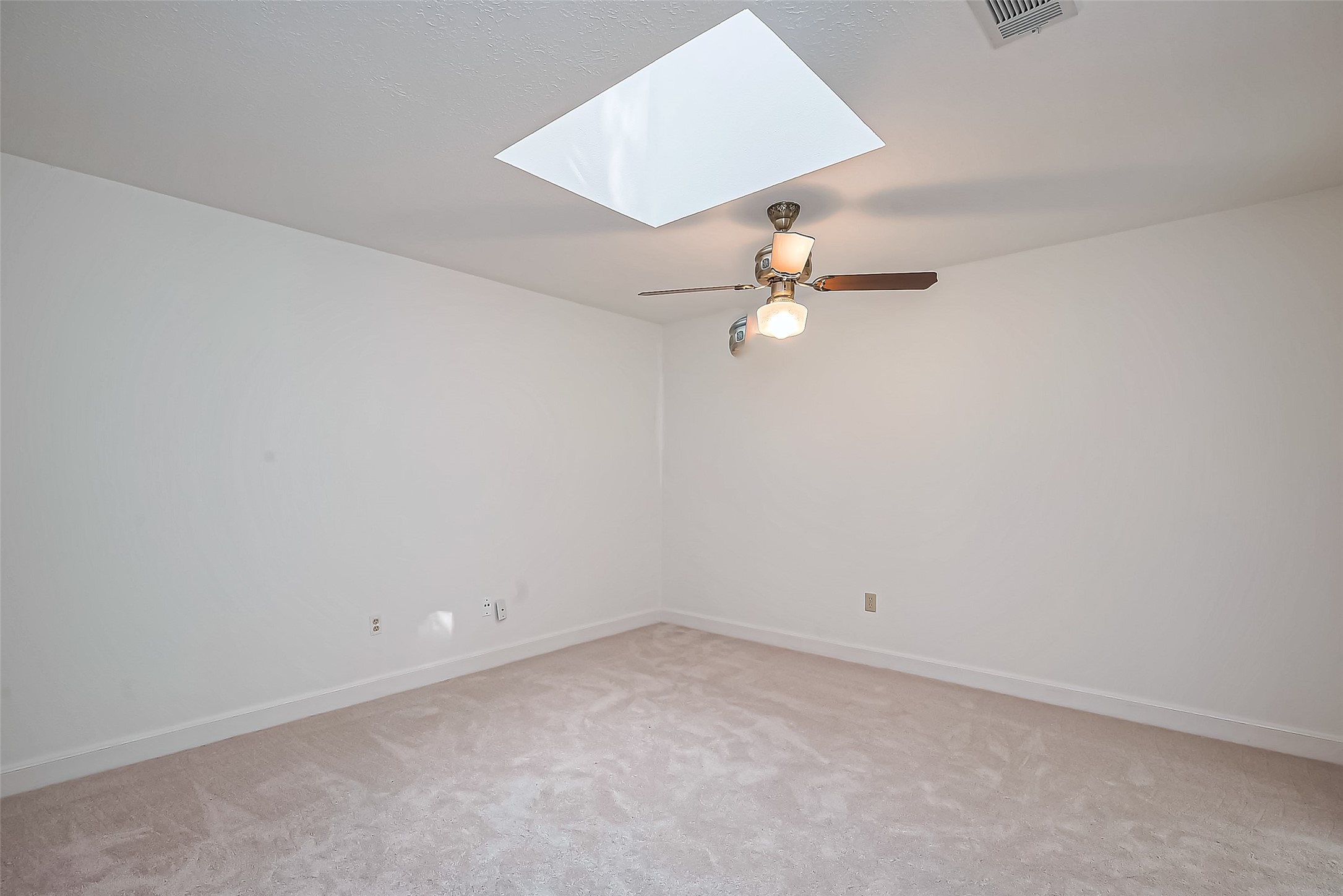 18307 Champion Forest Drive Spring, TX 77379 - Photo 22 of 49 an empty room with a window