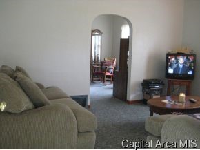 401 South Livingston Street Springfield, IL 62703 - Photo 5 of 7 Gallery Image 5