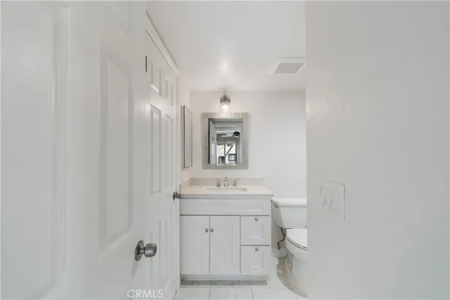 $2,895 | 20702 El Toro Road, Unit 226, Lake Forest, CA 92630