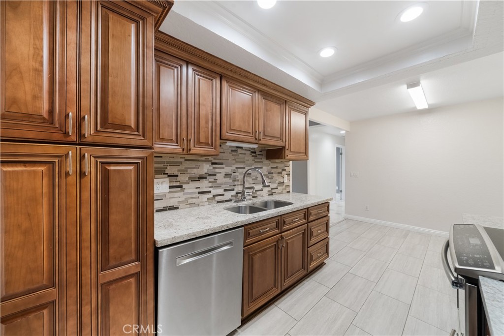 20702 El Toro Road, Unit 226 Lake Forest, CA 92630 - Photo 19 of 44