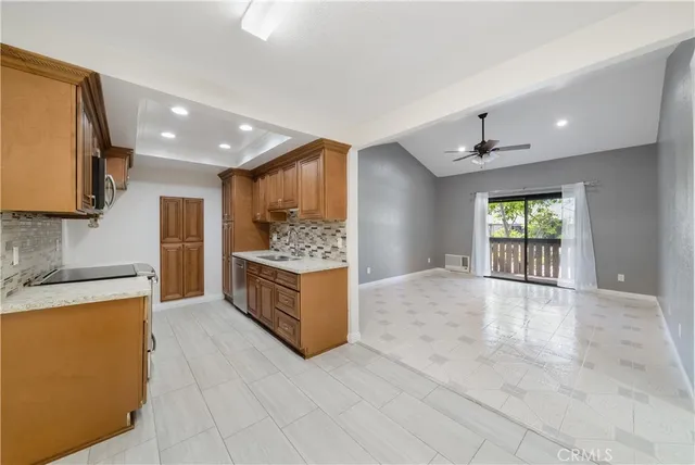 $2,895 | 20702 El Toro Road, Unit 226, Lake Forest, CA 92630