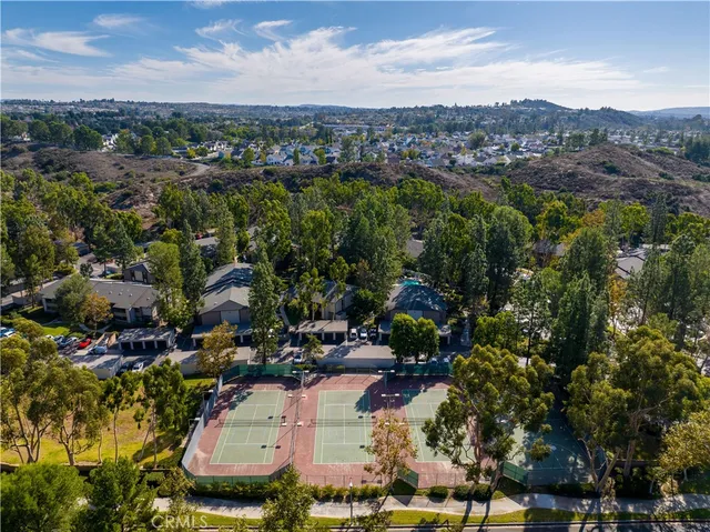 $2,895 | 20702 El Toro Road, Unit 226, Lake Forest, CA 92630