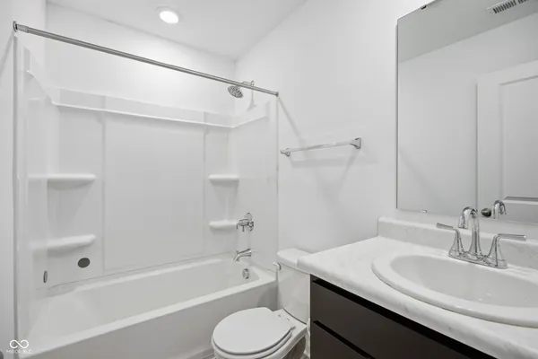 $275,000 | 296 Evening Bay Court, Pendleton, IN 46064