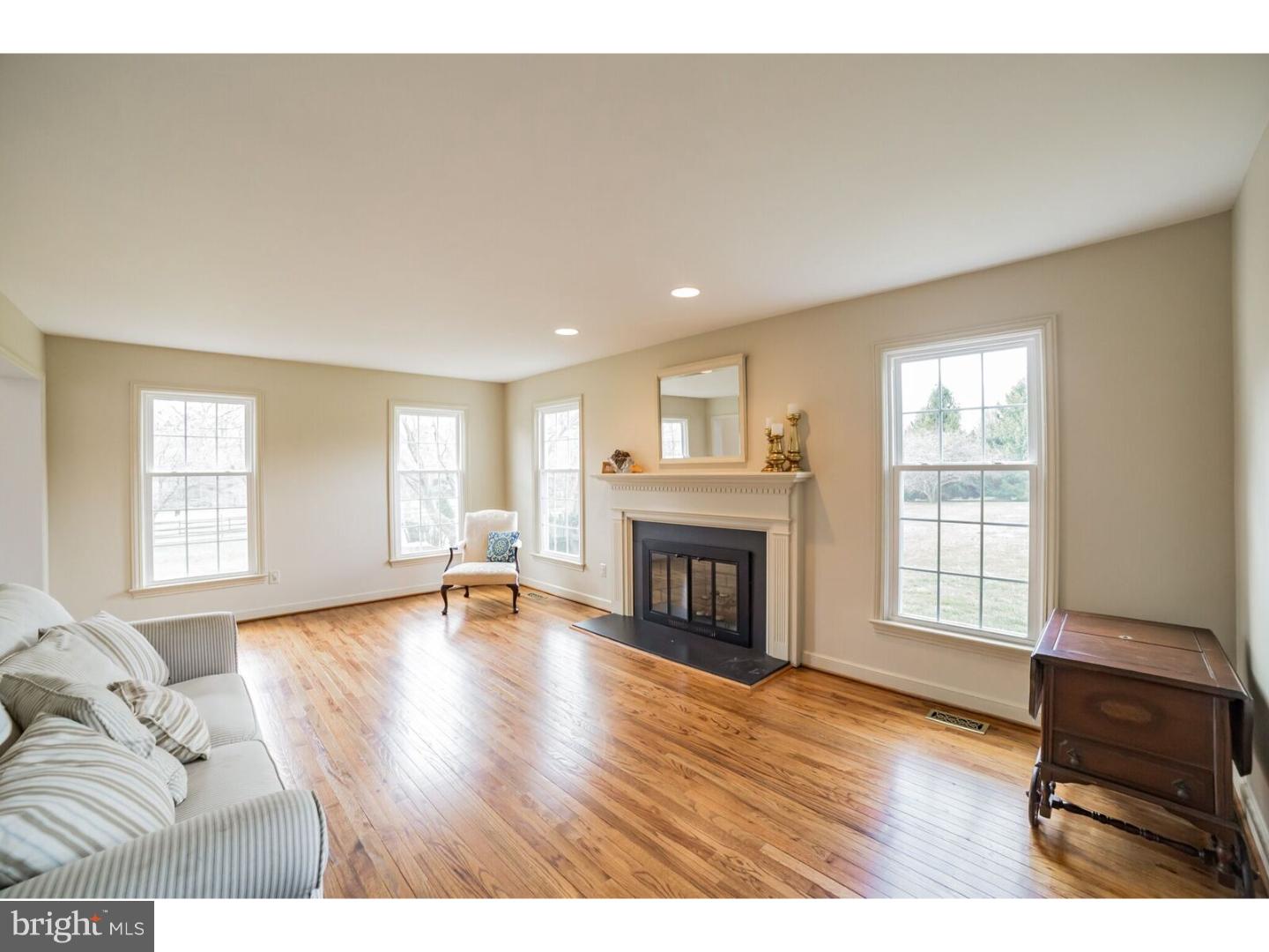 2121 Grubbs Mill Road Berwyn, PA 19312 - Photo 12 of 25 Gallery Image 12
