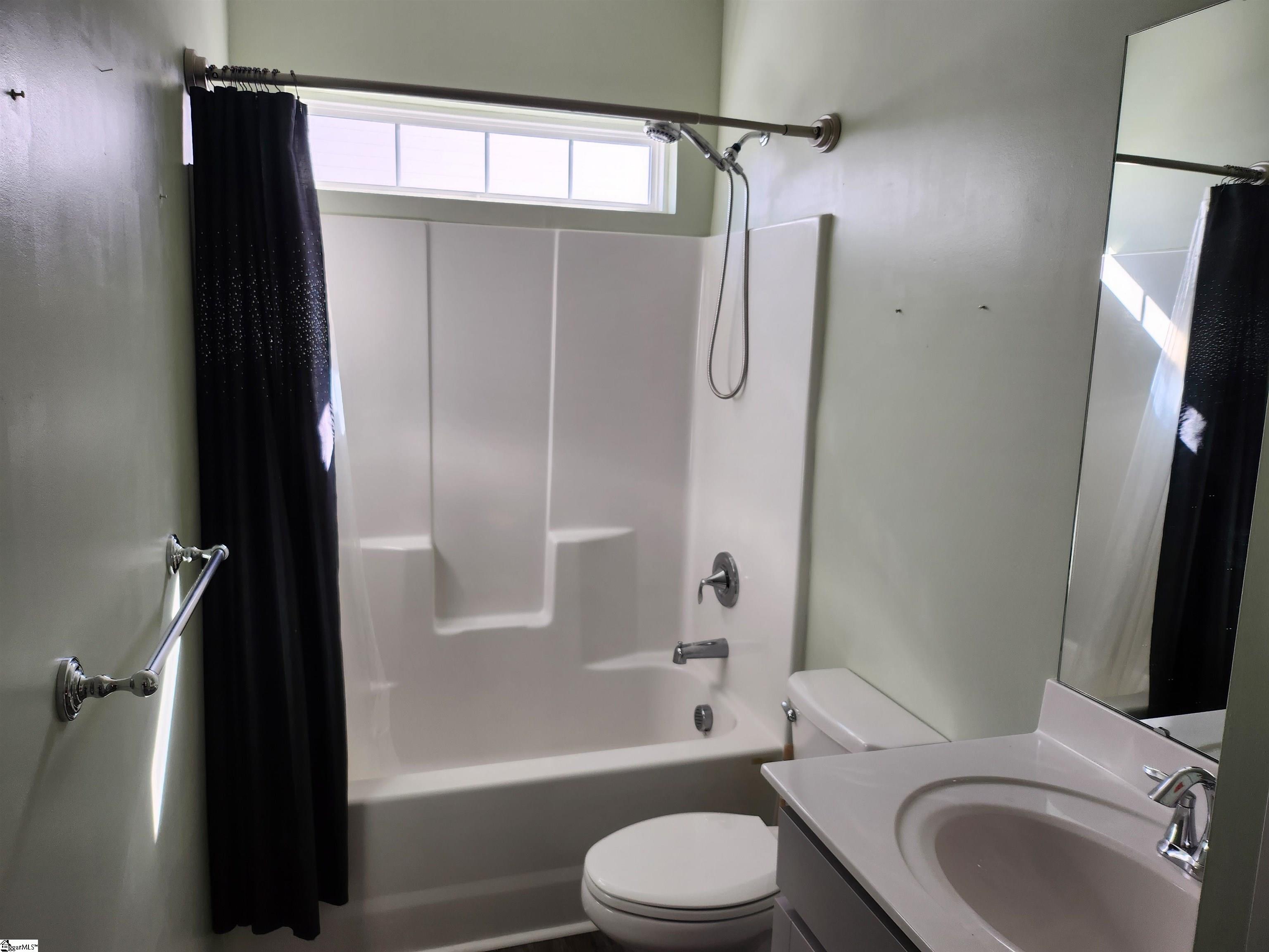 120 Aleppo Lane Greer, SC 29651 - Photo 4 of 13