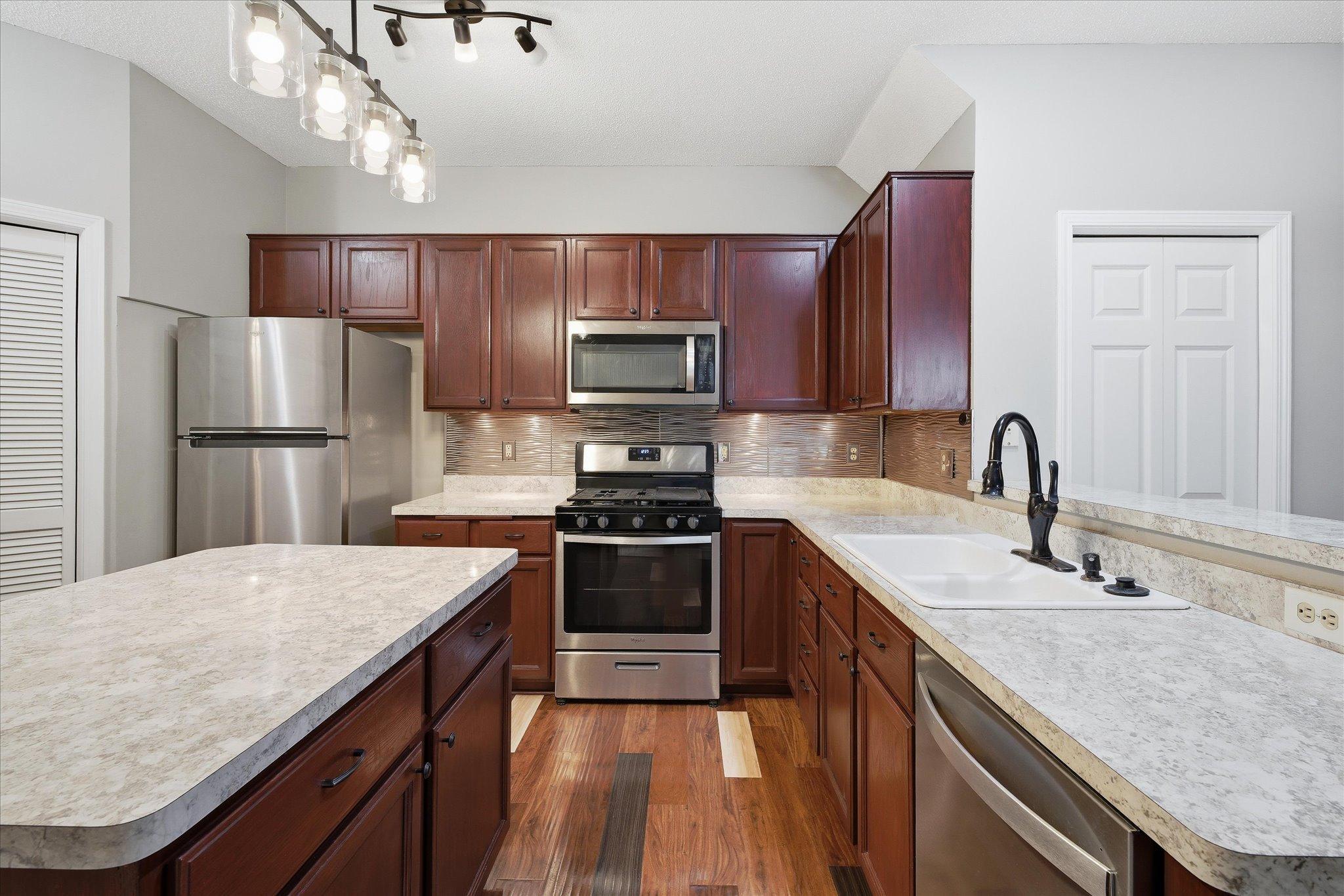 18902 96th Place North Maple Grove, MN 55311 - Photo 11 of 29