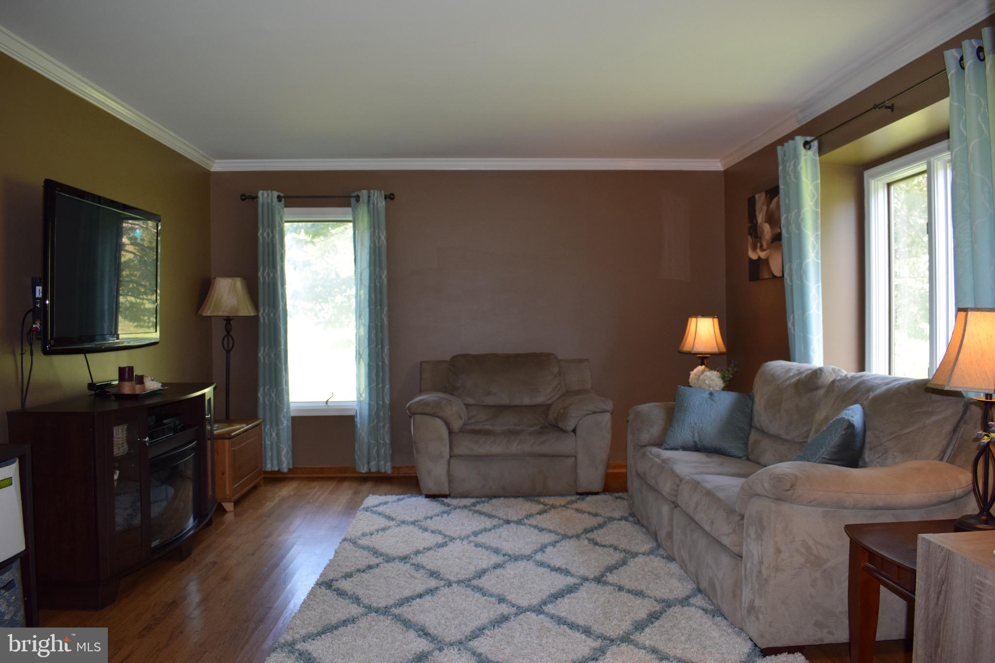 1433 Overhill Road West Chester, PA 19382 - Photo 5 of 25 Gallery Image 5