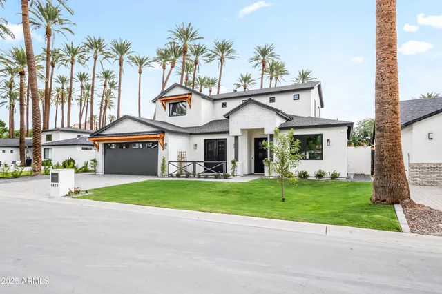 $2,500,000 | 4419 North 43rd Place, Phoenix, AZ 85018