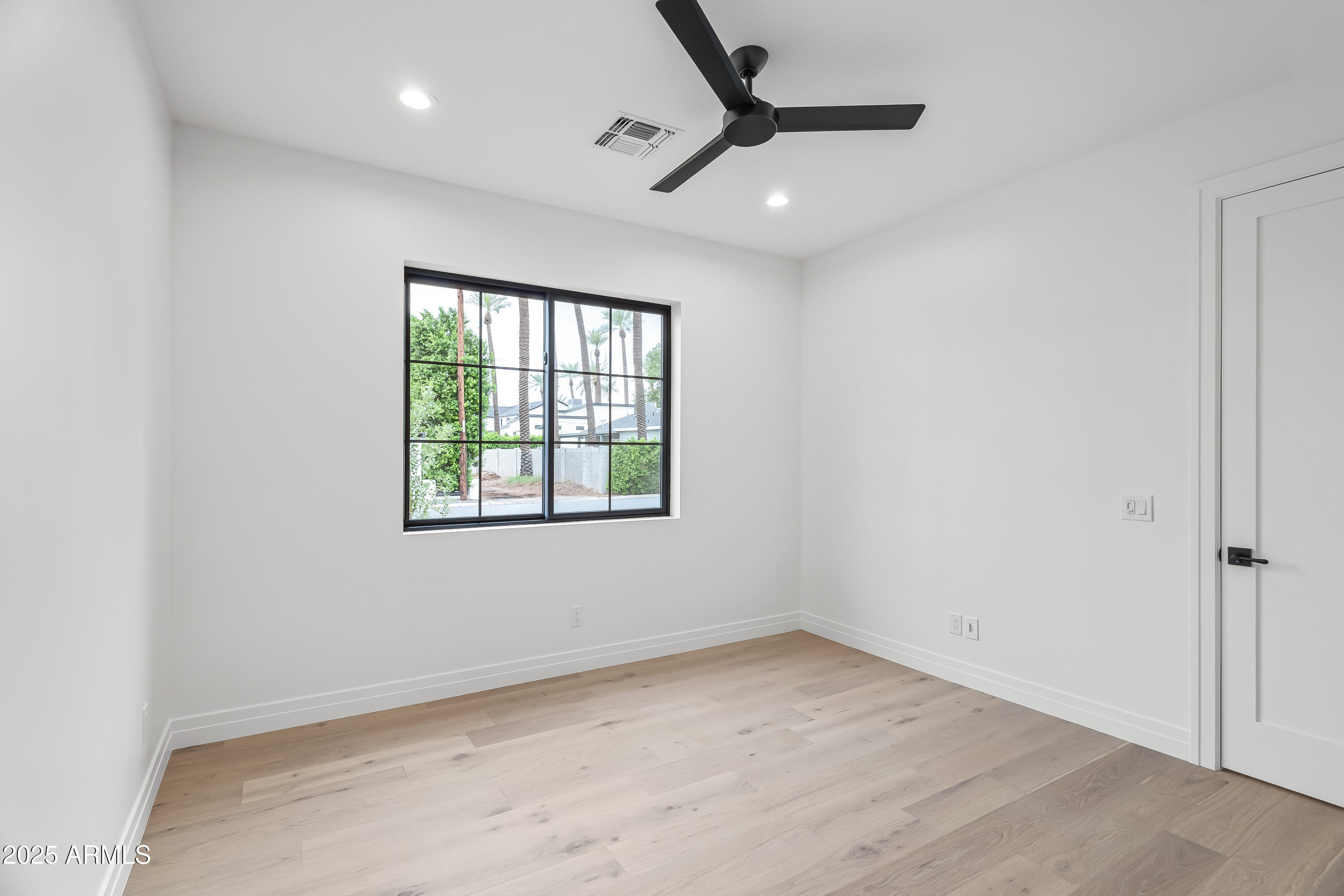 4419 North 43rd Place Phoenix, AZ 85018 - Photo 19 of 27 untitled (12 of 40)