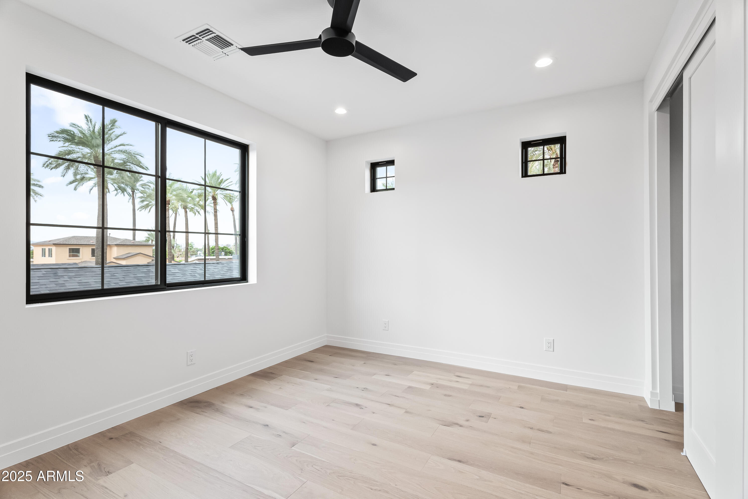 4419 North 43rd Place Phoenix, AZ 85018 - Photo 21 of 27 untitled (33 of 40)