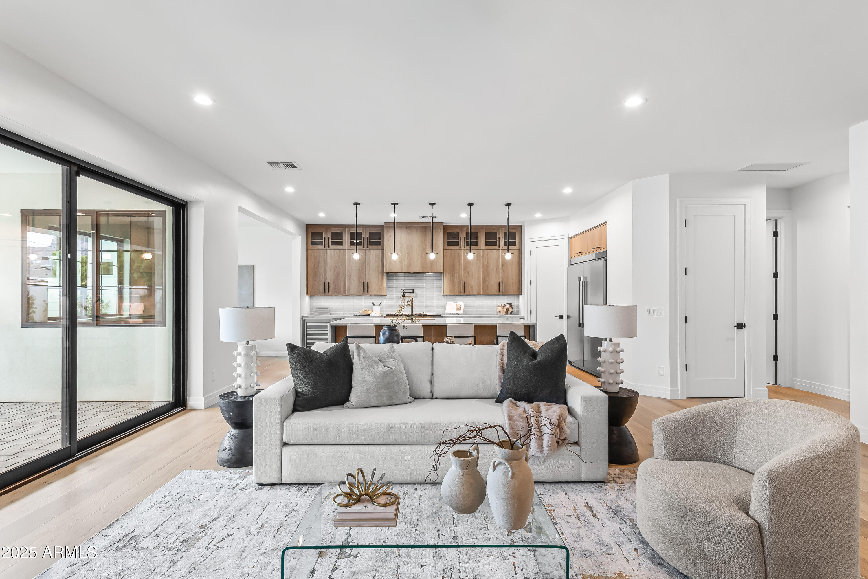 4419 North 43rd Place Phoenix, AZ 85018 - Photo 7 of 27 untitled (5 of 40)