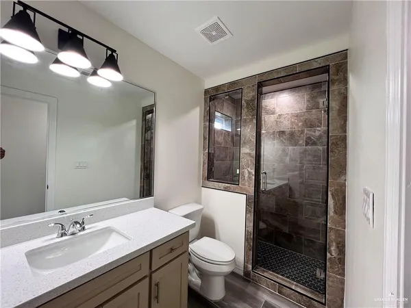 $1,500 | 622 East Llano Grande Street, Weslaco, TX 78596