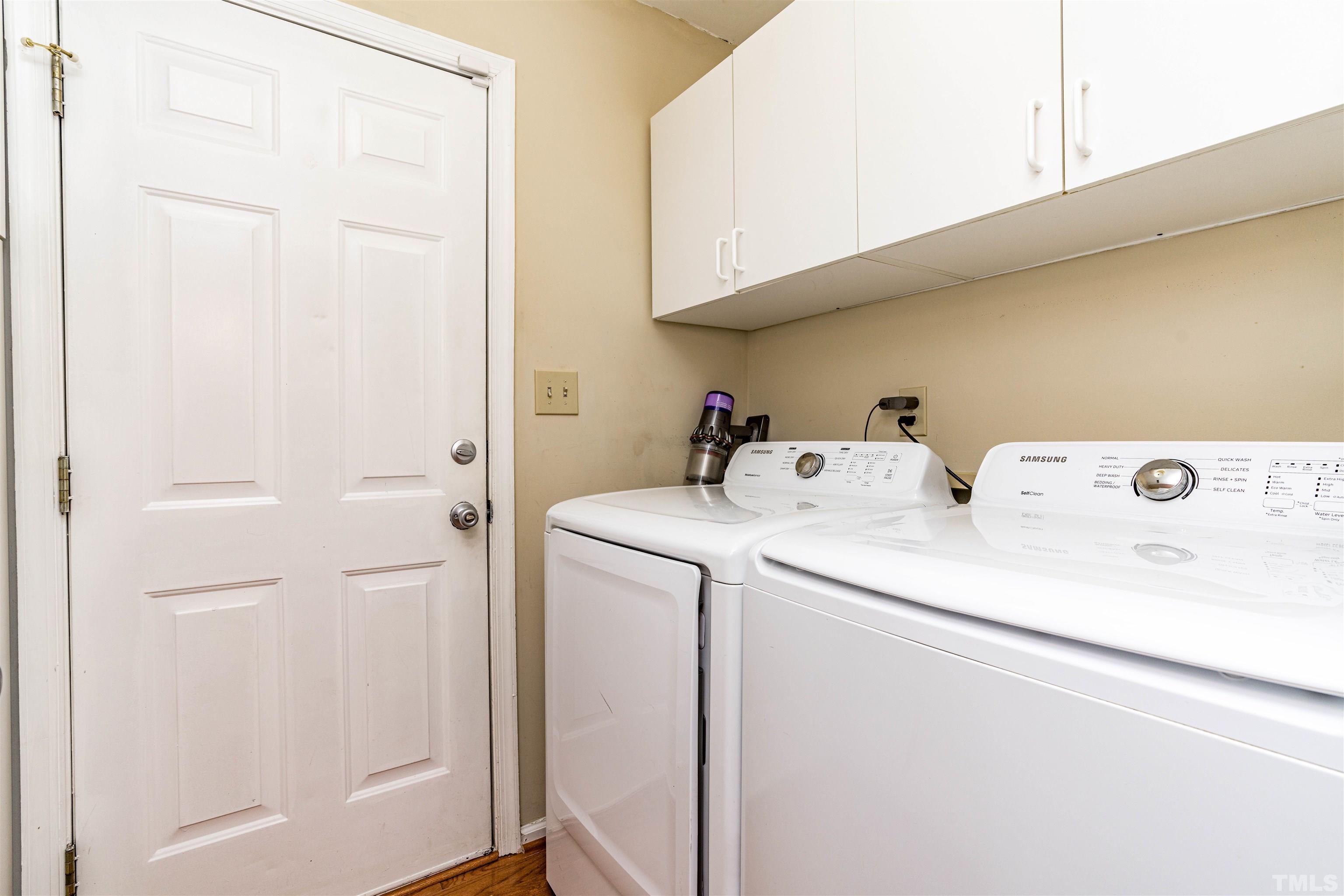 9705 Dansington Court Raleigh, NC 27615 - Photo 25 of 42 Gallery Image 25