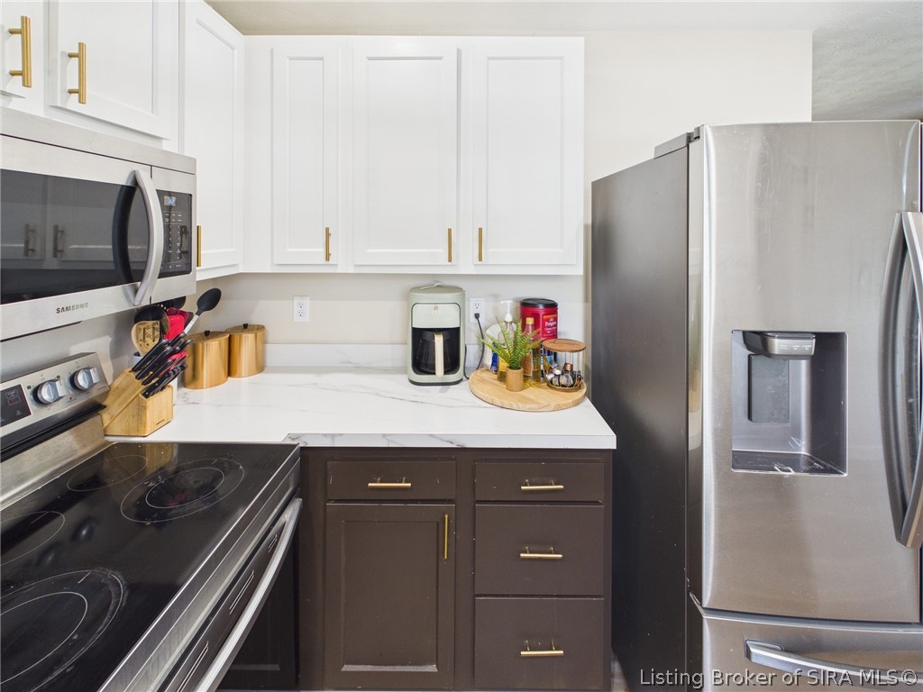 117 Spring Street Charlestown, IN 47111 - Photo 15 of 28 Kitchen