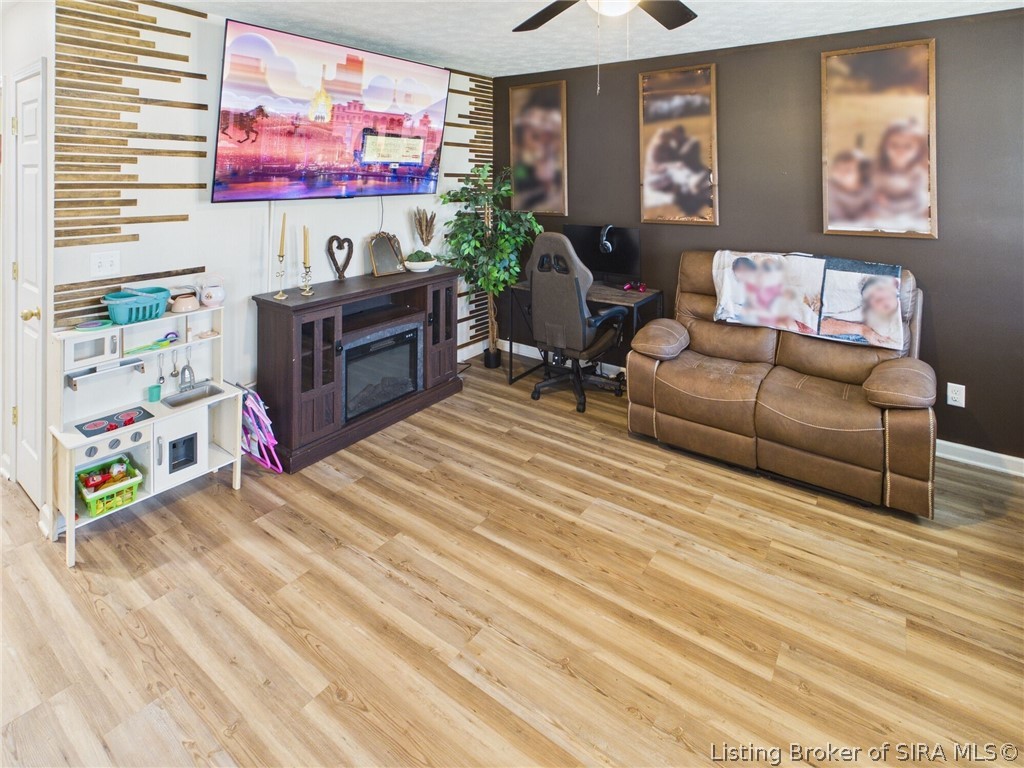 117 Spring Street Charlestown, IN 47111 - Photo 2 of 28