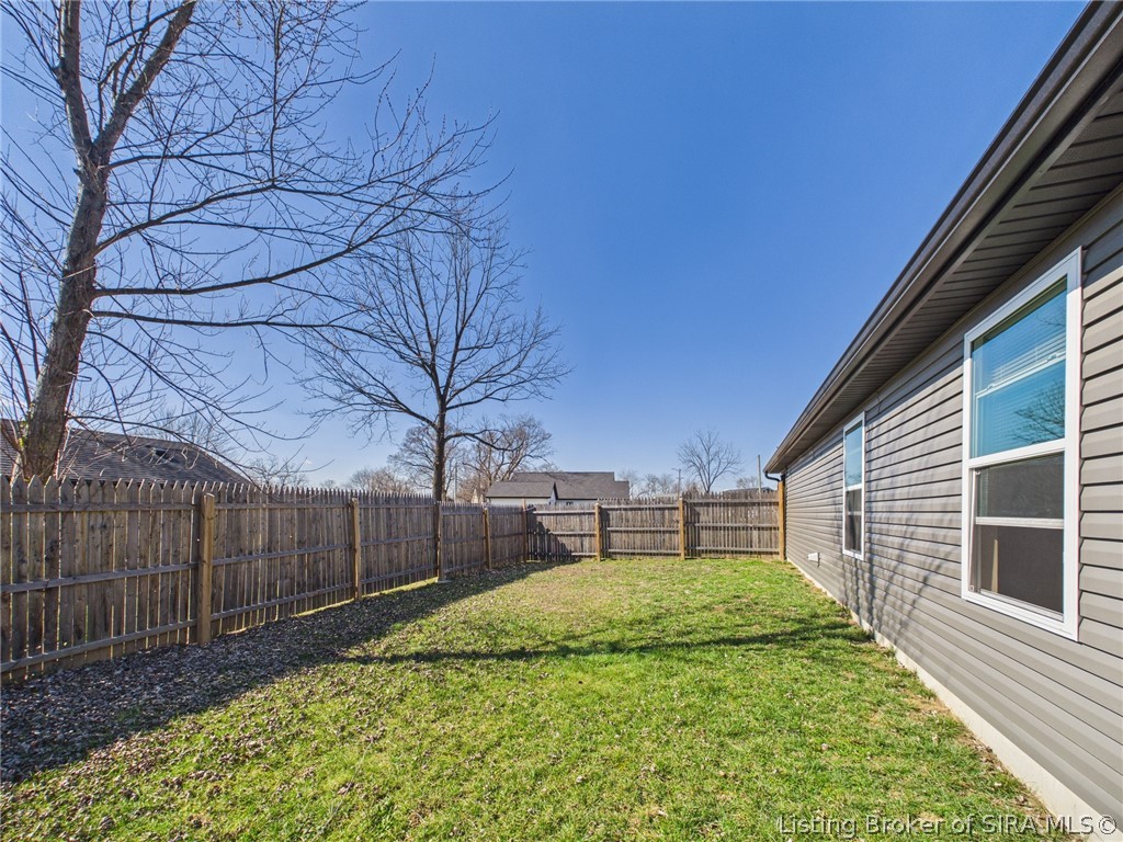 117 Spring Street Charlestown, IN 47111 - Photo 25 of 28 Side