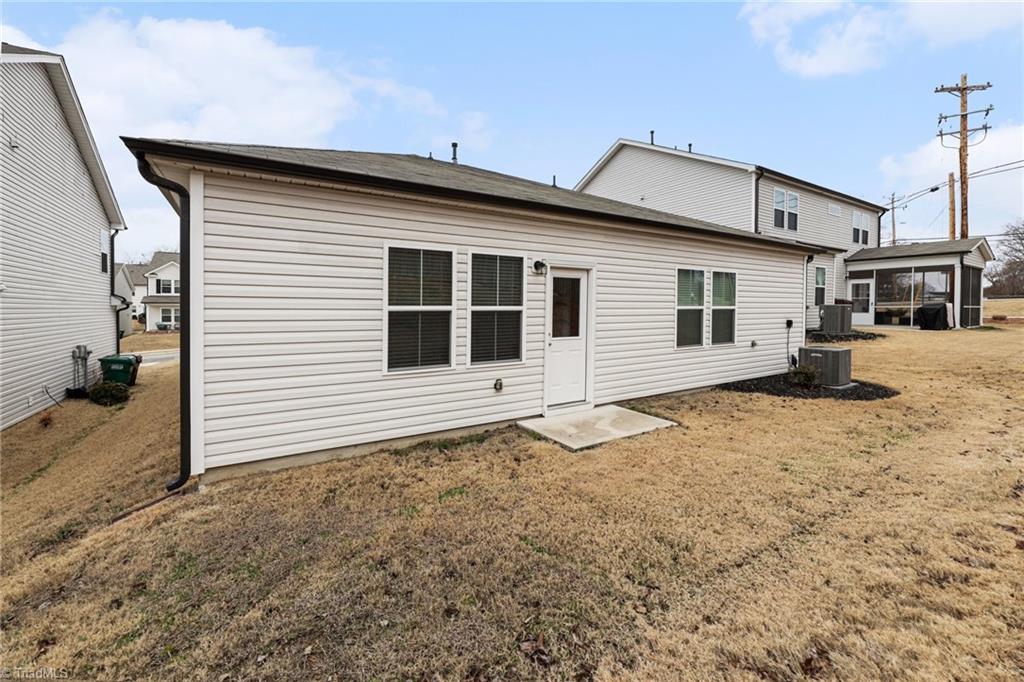 940 Bloomington Way High Point, NC 27265 - Photo 24 of 25