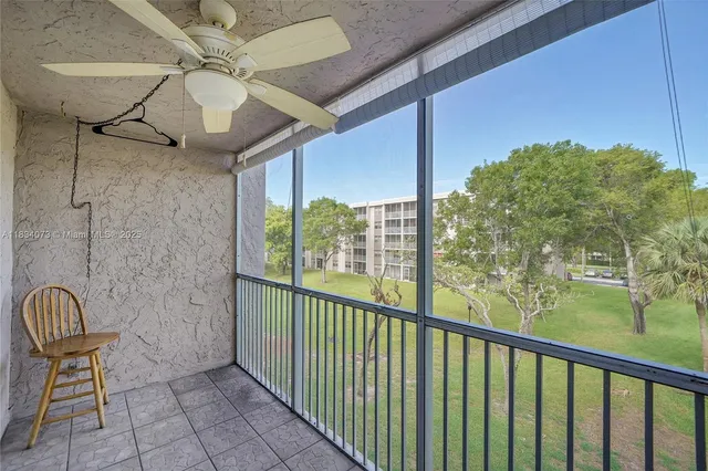 $199,000 | 1100 Northwest 87th Avenue, Unit 306, Coral Springs, FL 33071