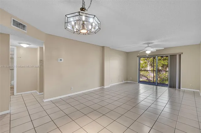 $199,000 | 1100 Northwest 87th Avenue, Unit 306, Coral Springs, FL 33071