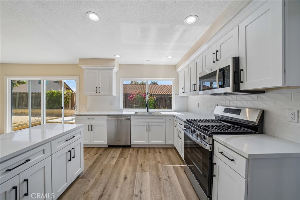 2766 Loyola Street Riverside, CA 92503 - Photo 6 of 23 Gallery Image 6