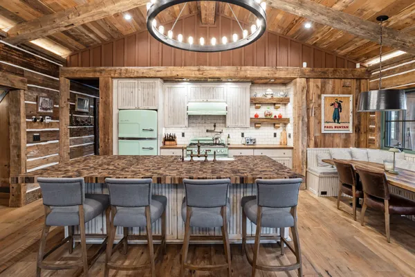 $7,125,000 | 47023 Black Bear Beach Road, Ponsford, MN 56575