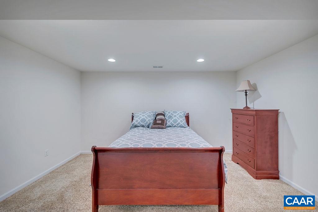 2346 Jersey Pine Ridge Charlottesville, VA 22911 - Photo 38 of 45 a hallway with a washer and dryer
