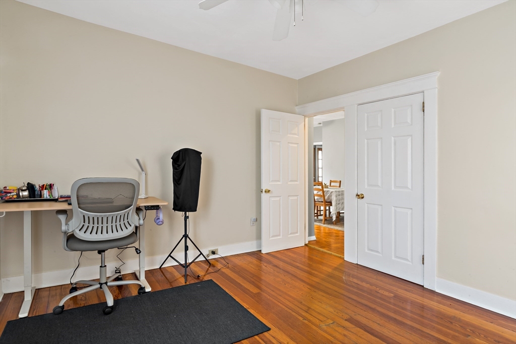 1000 Riverside Avenue Somerset, MA 02726 - Photo 23 of 26 a living room with furniture and a window