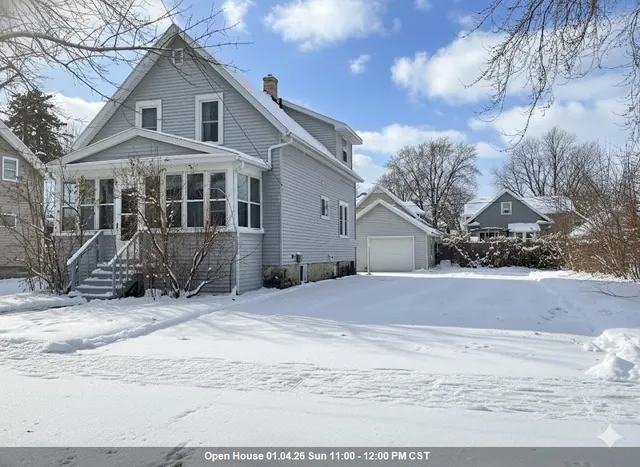 $199,999 | 1313 Wisconsin Street, Oshkosh, WI 54901