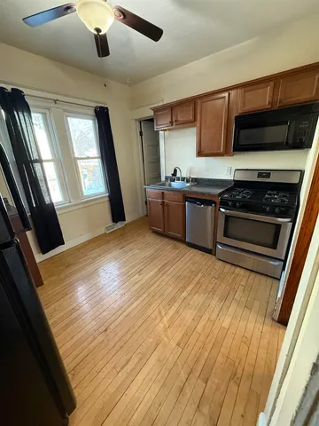 $199,999 | 1313 Wisconsin Street, Oshkosh, WI 54901