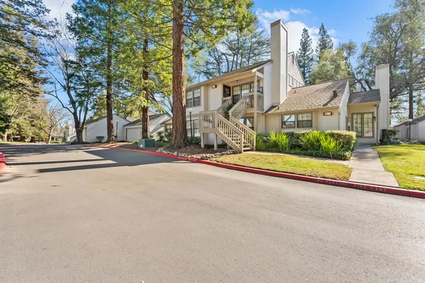 $350,000 | 6420 Quiescence Lane, Unit C, Carmichael, CA 95608