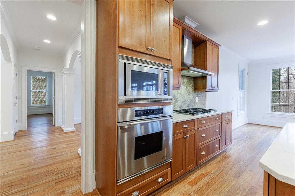 125 River N Circle Sandy Springs, GA 30328 - Photo 20 of 96