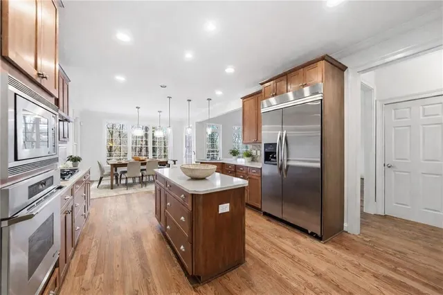 $6,400 | 125 River N Circle, Sandy Springs, GA 30328