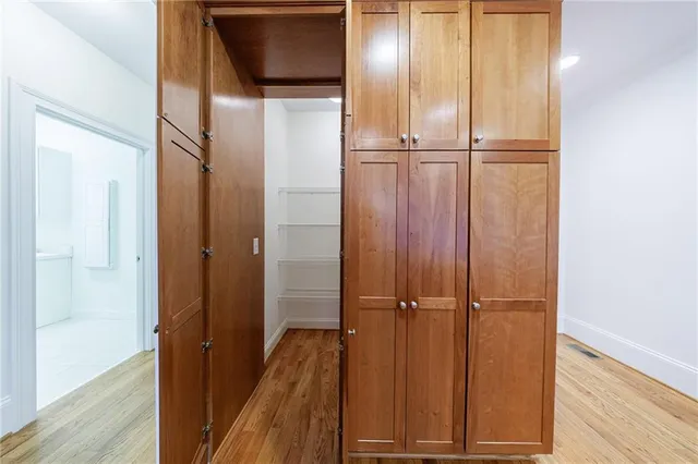 $6,400 | 125 River N Circle, Sandy Springs, GA 30328