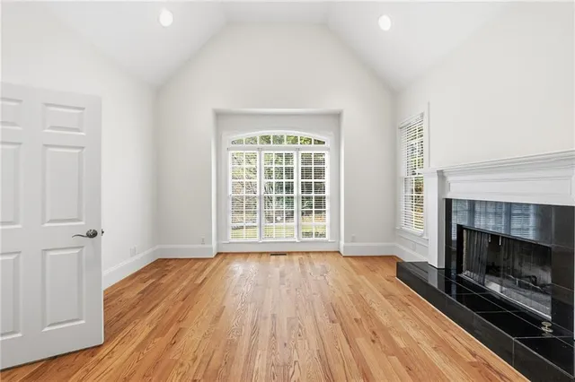 $6,400 | 125 River N Circle, Sandy Springs, GA 30328