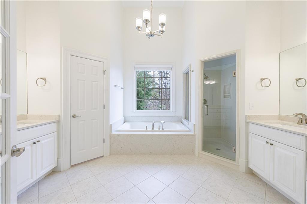 125 River N Circle Sandy Springs, GA 30328 - Photo 50 of 96