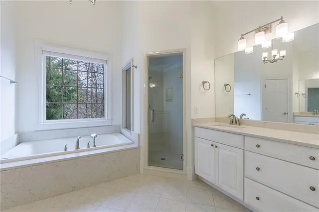 $6,400 | 125 River N Circle, Sandy Springs, GA 30328