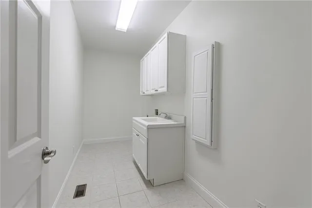 $6,400 | 125 River N Circle, Sandy Springs, GA 30328