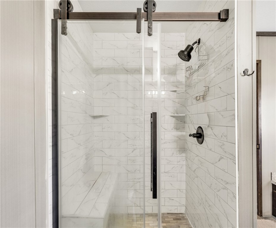 3133 Henderson Road Navasota, TX 77868 - Photo 18 of 26 a bathroom with a shower