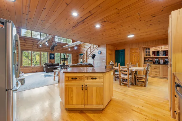 $610,000 | 3812 Brehmer Road, Abrams, WI 54101