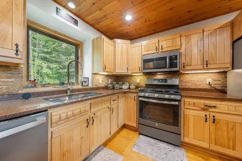 $610,000 | 3812 Brehmer Road, Abrams, WI 54101