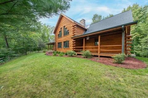 $610,000 | 3812 Brehmer Road, Abrams, WI 54101
