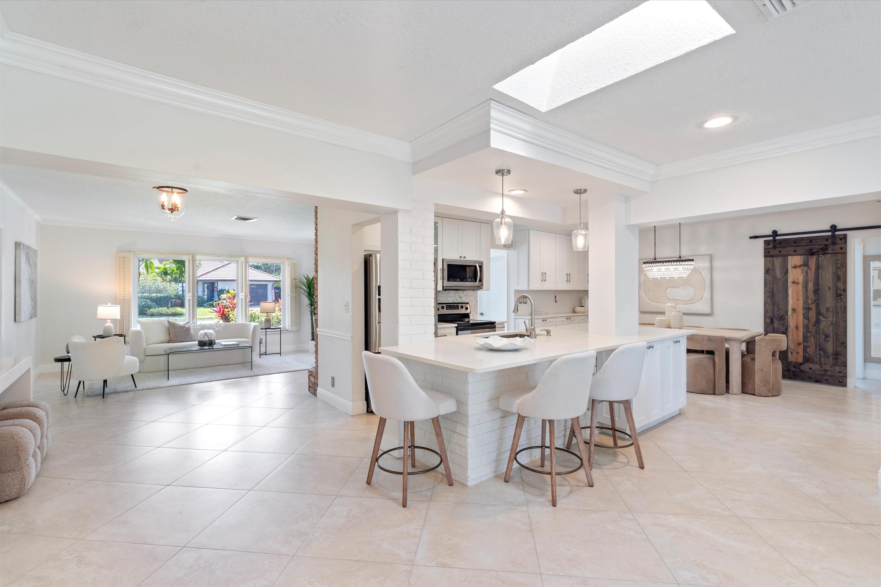 1041 Southwest 7th Street Boca Raton, FL 33486 - Photo 4 of 30 Open Entertaining