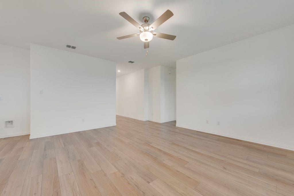 3208 Appleton Street Little Elm, TX 75068 - Photo 7 of 24