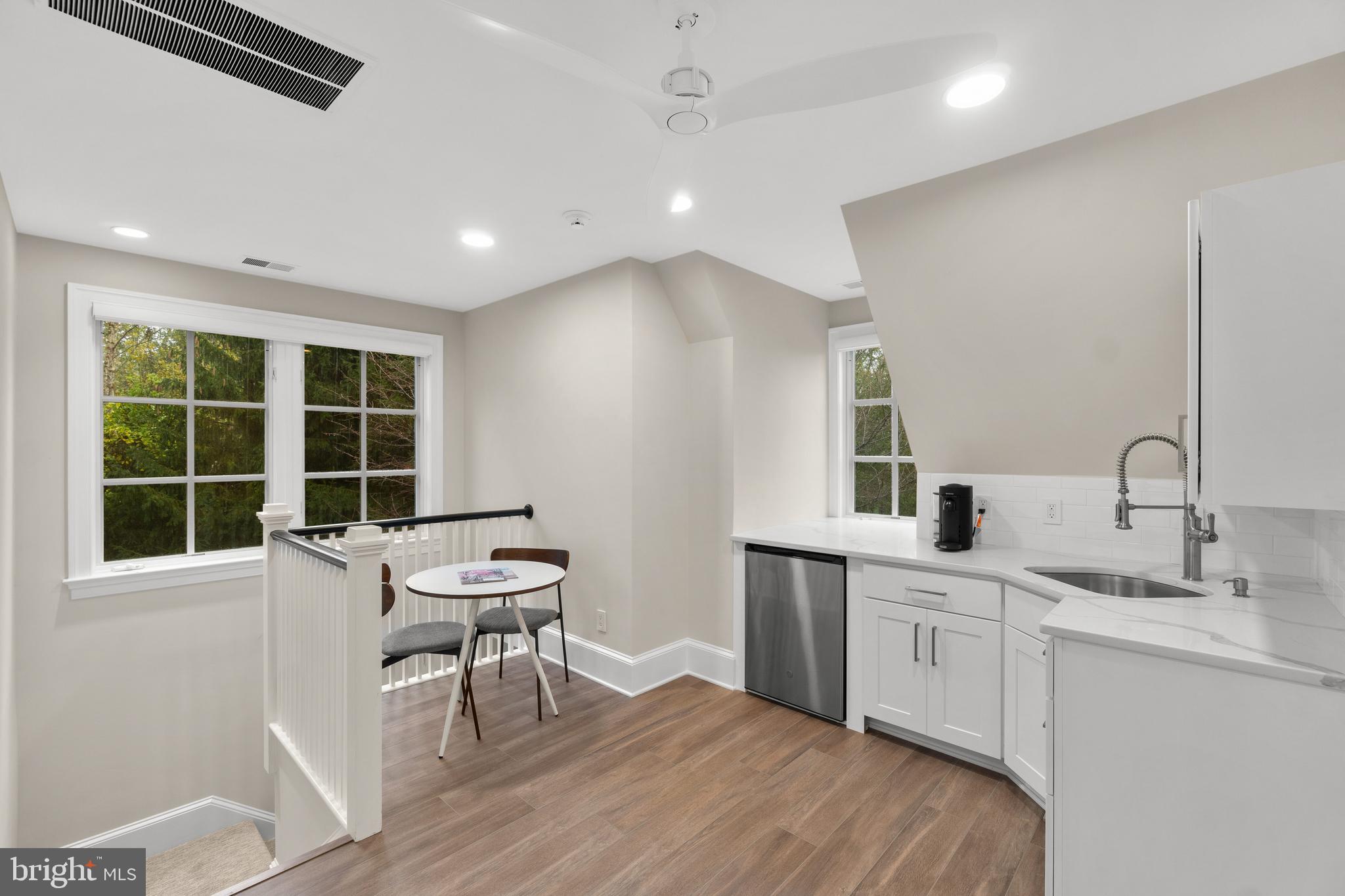 10818 Red Barn Lane Potomac, MD 20854 - Photo 102 of 141 Private Guest Quarters with Kitchenette + Bathroom